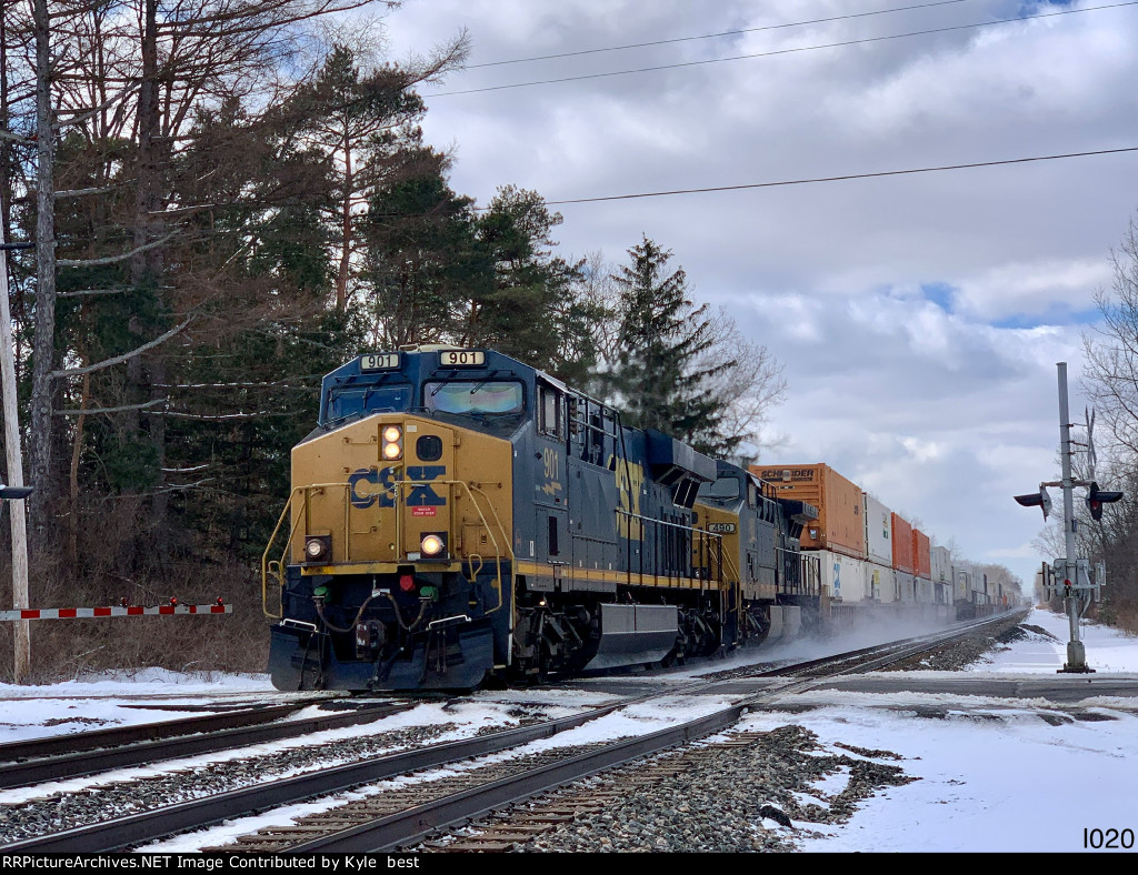 CSX 901 on I020